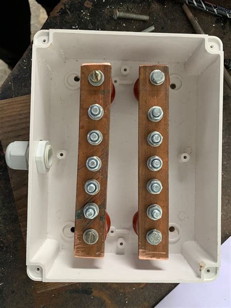 junction box with busbar|internal busbar.